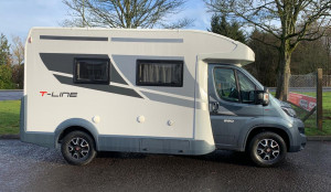 Roller Team T-Line 590 AUTOMATIC  4 Berth 