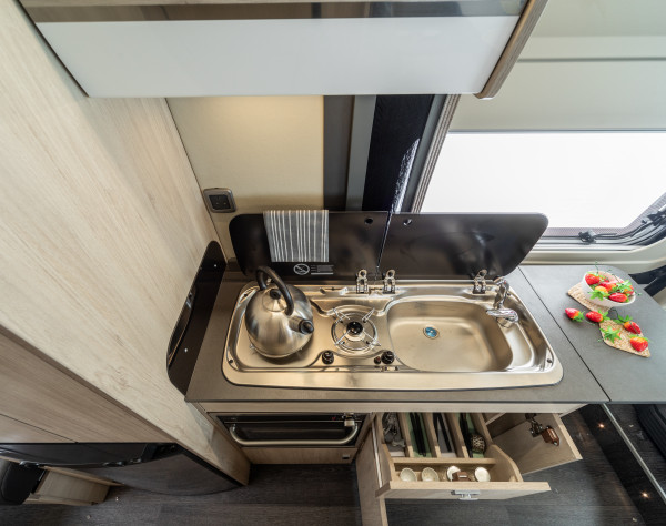  2020 Roller Team Toleno S New Motorhome kitchen sink