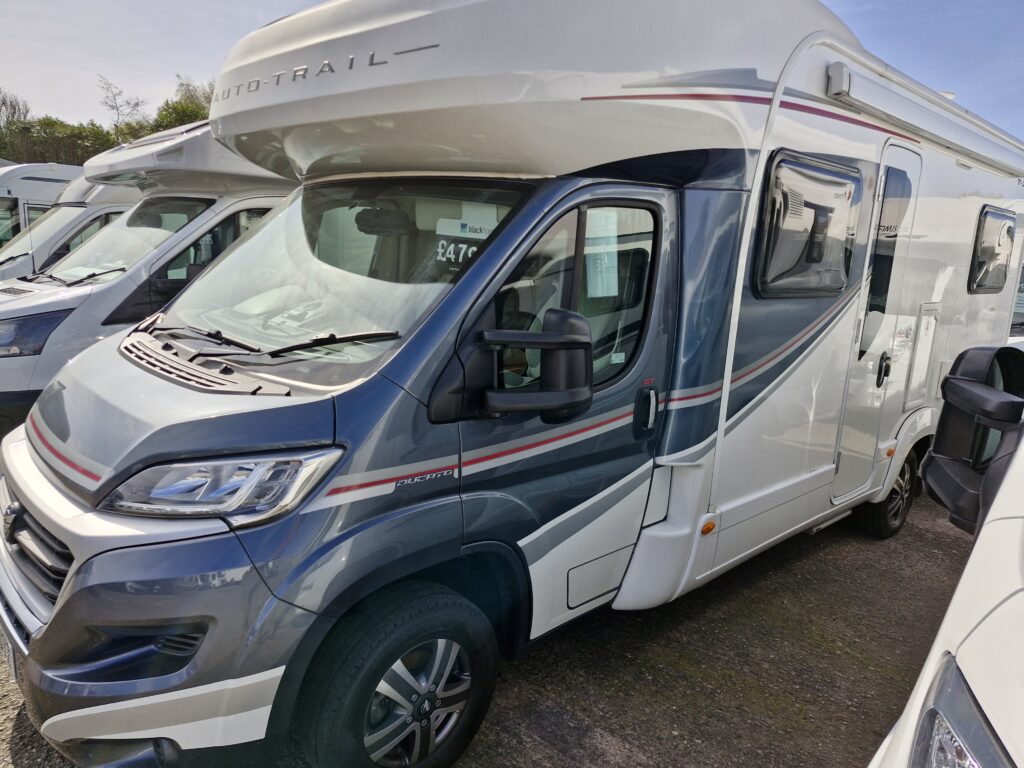 Auto-Trail Tribute 715