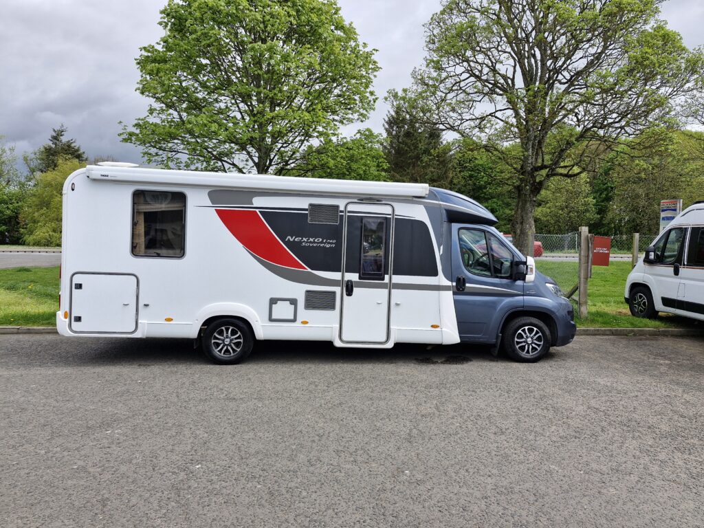 Burstner Nexxo T740